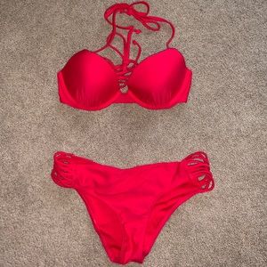 Hollister Bikini with push up top, super cheeky!